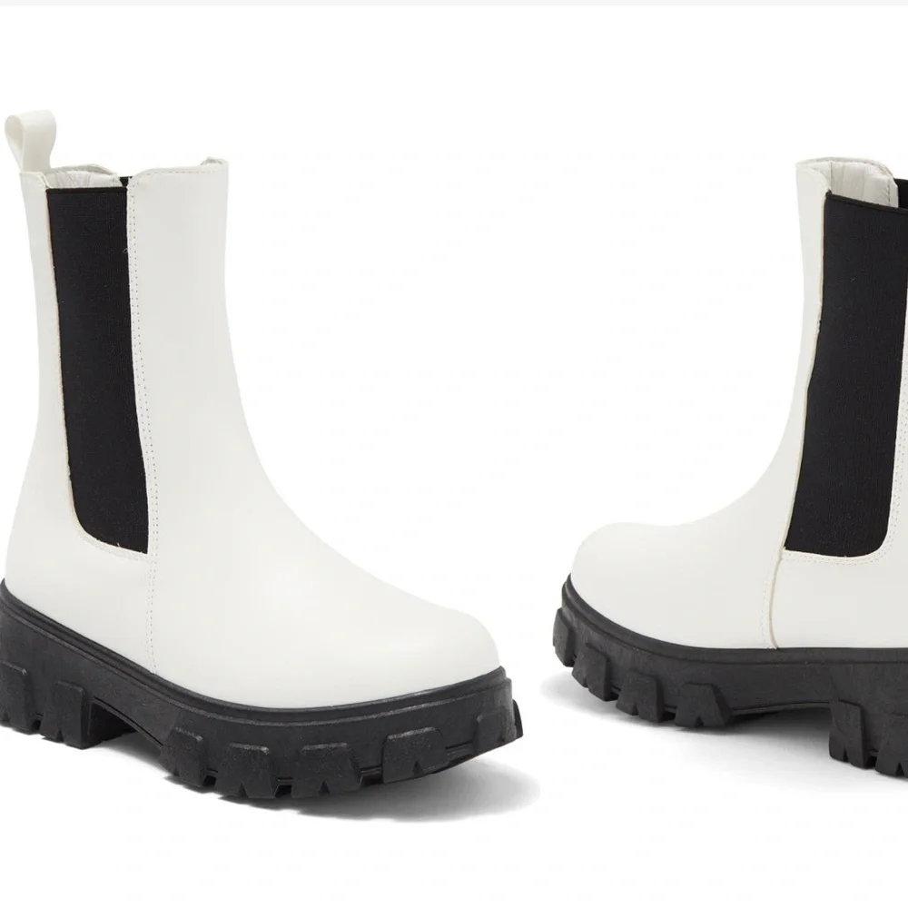 Platform Boots - Picture 1 of 6